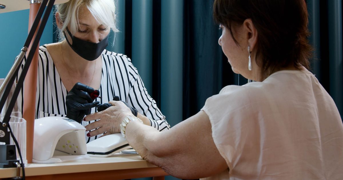 Best practices for beauty salon booking system