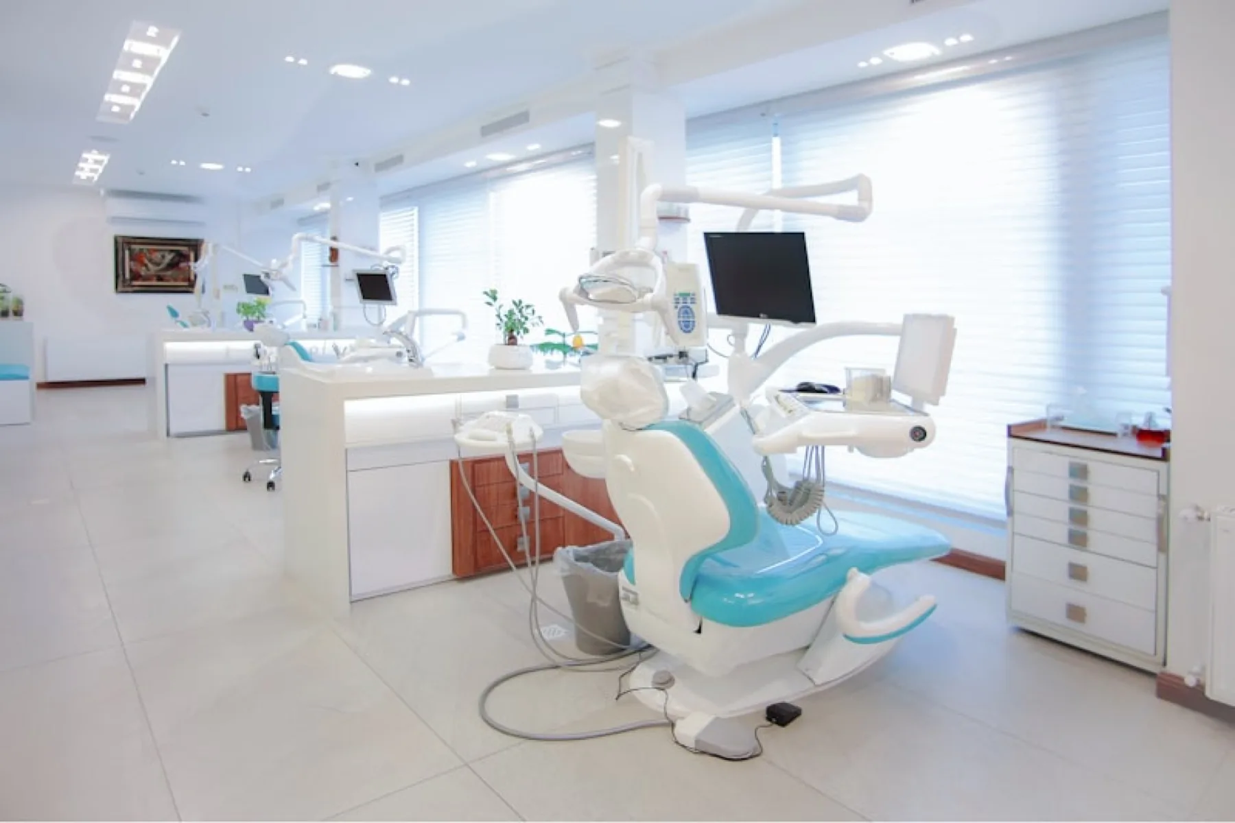 dental clinic appointment booking software dashboard and customer booking workflow for SWIQ service providers