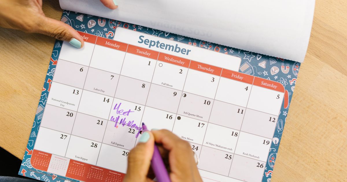Guide to free online booking calendar setup