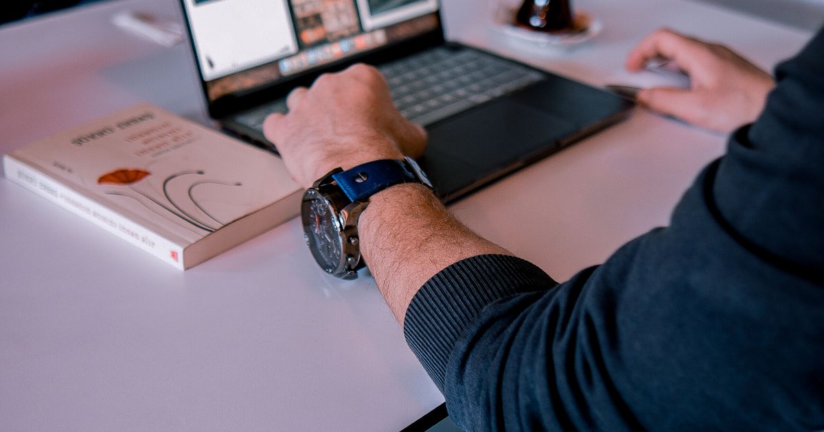 Best practices for real estate agent booking app