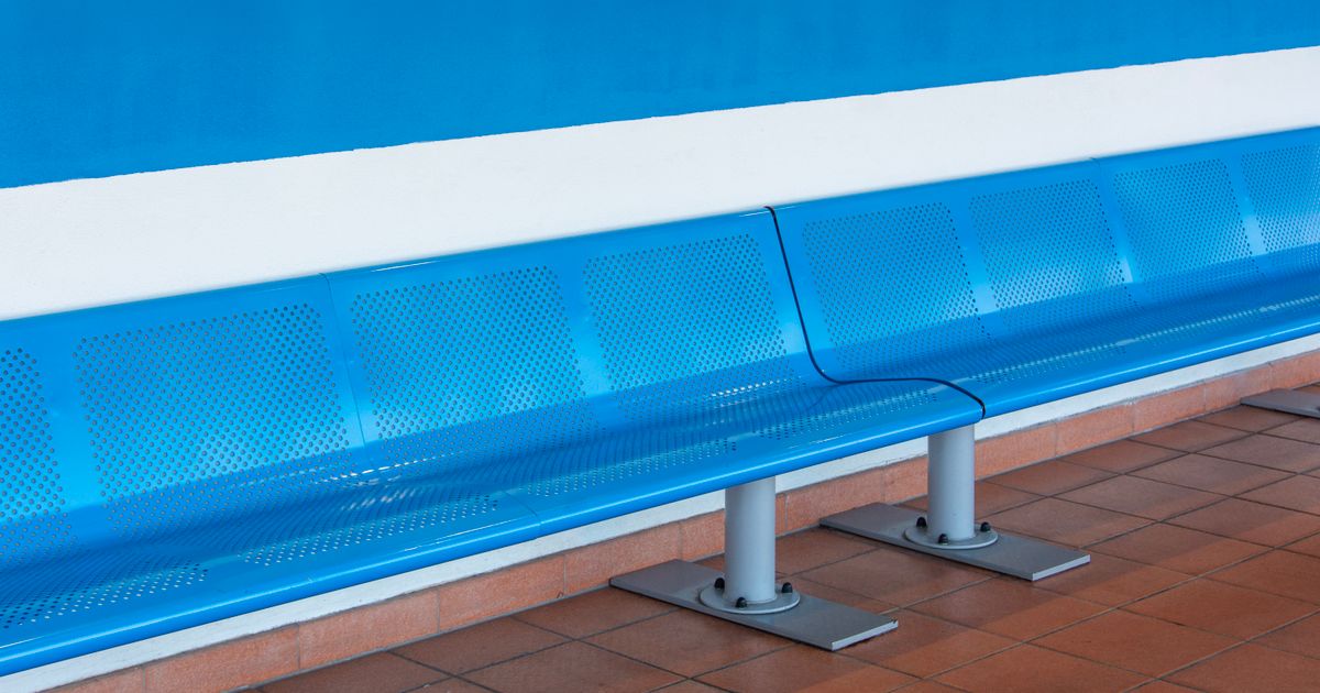 table booking app: restaurant floor with guests seated from a digital reservation list